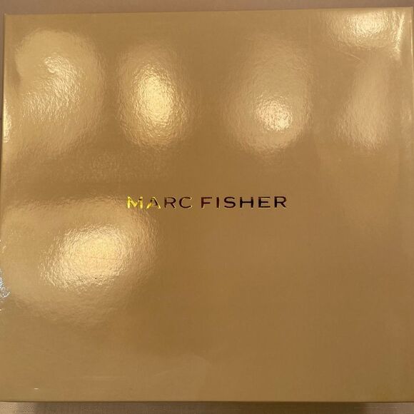 Marc Fisher Brown Vegan Suede Ankle Boots Size 8 NIB - Picture 6 of 6